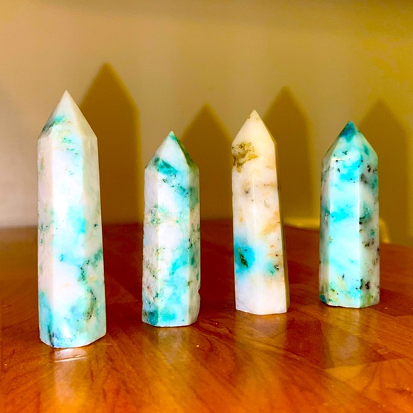 Obelisk Chrysocolla in Quartz w/ Azurite, Phoenix Towers - Picture 7 of 15